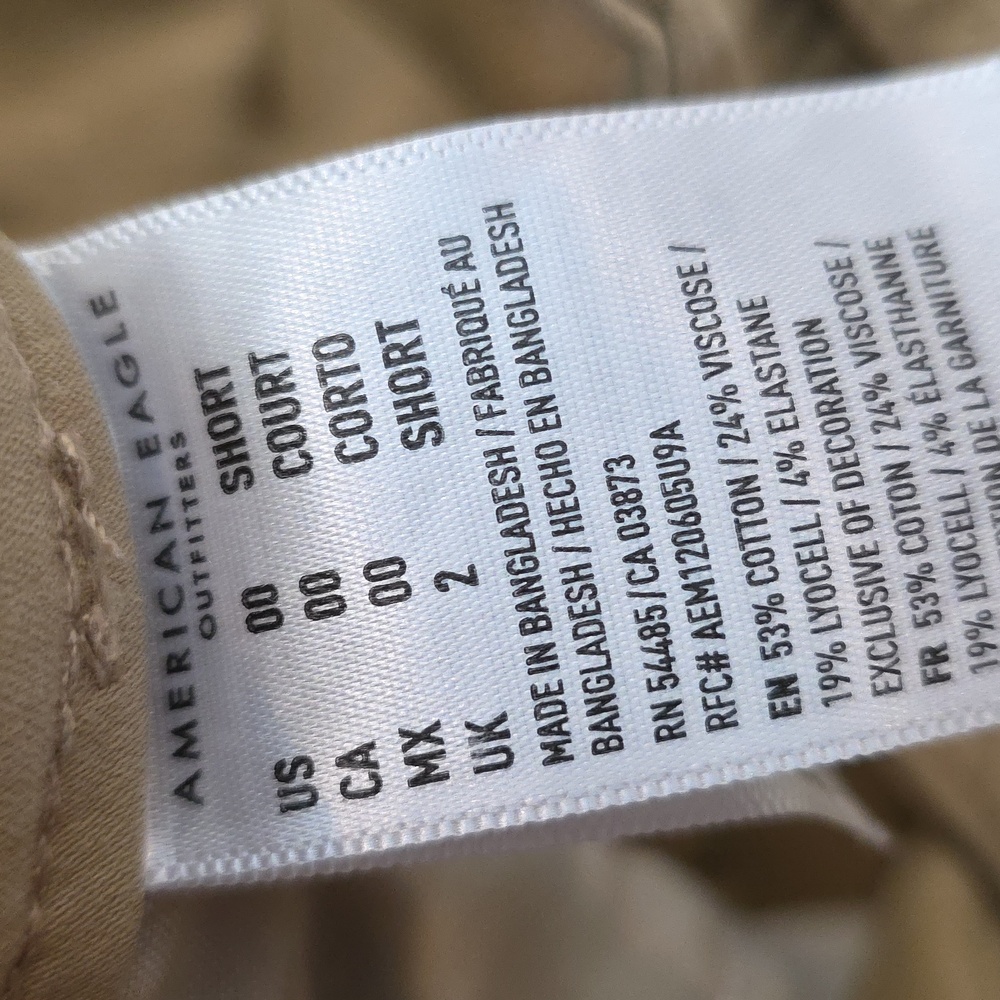 AE Khaki Pants - Picture 4 of 4